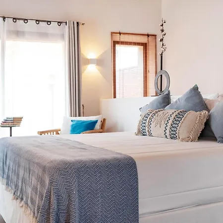 Origins Boutique - Adults Only 4*